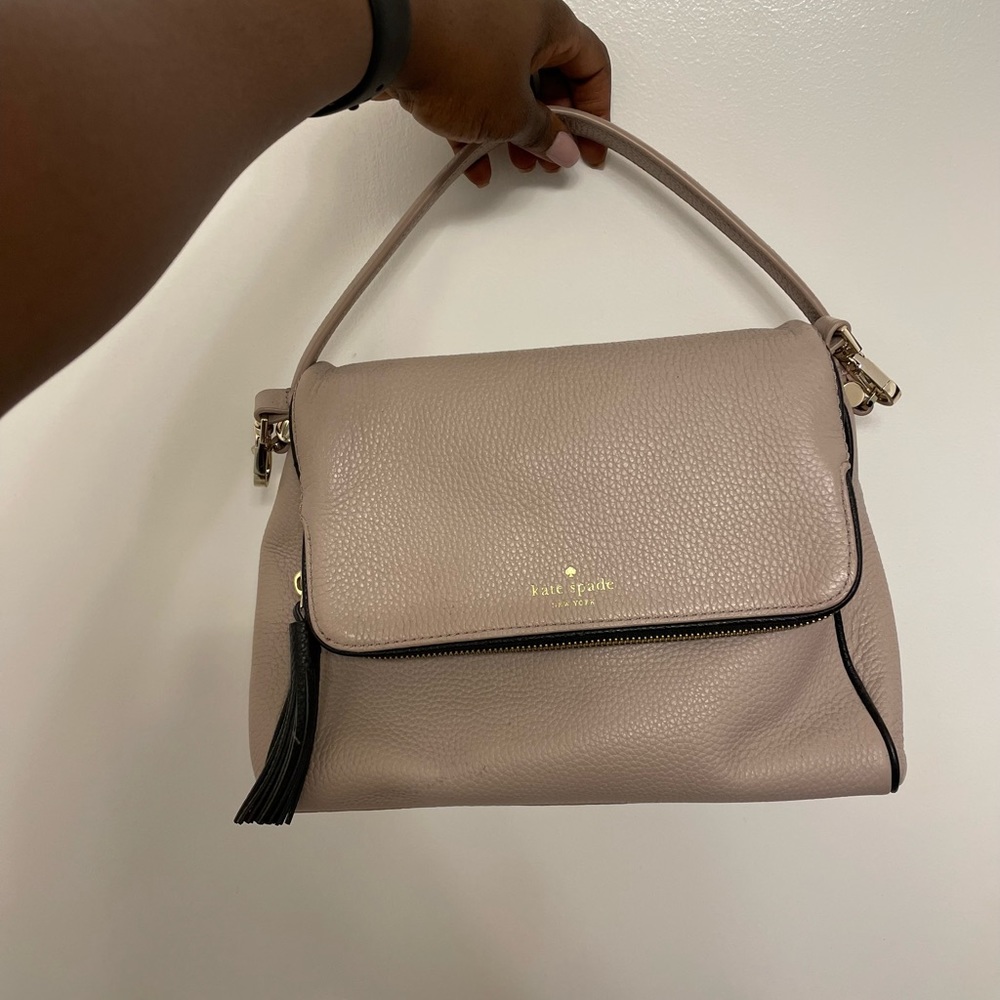 Kate Spade ♠️ - Picture 2 of 4